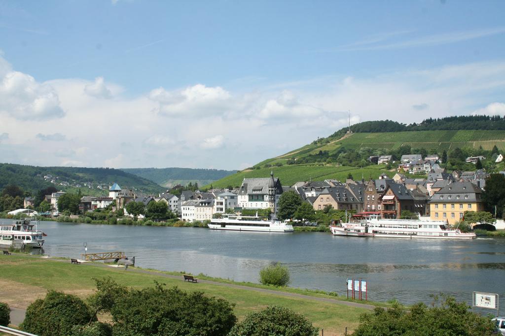 Hotel Vier Loewen Traben-Trarbach Kültér fotó
